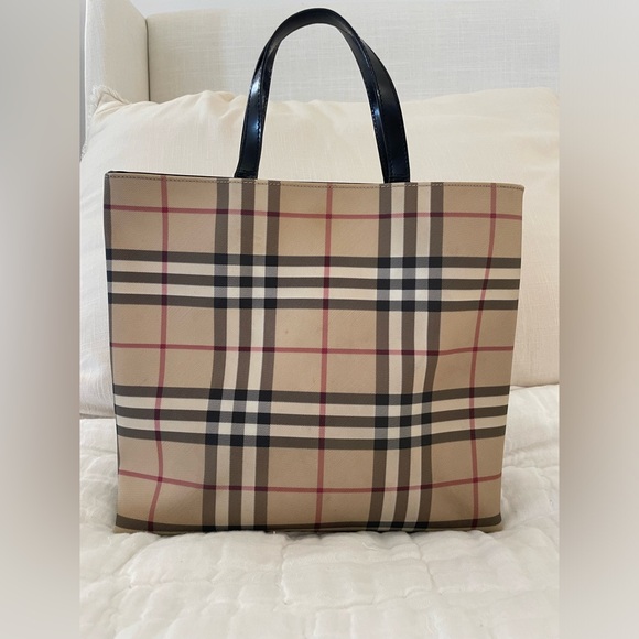 Authentic Burberry Tote - Picture 2 of 14